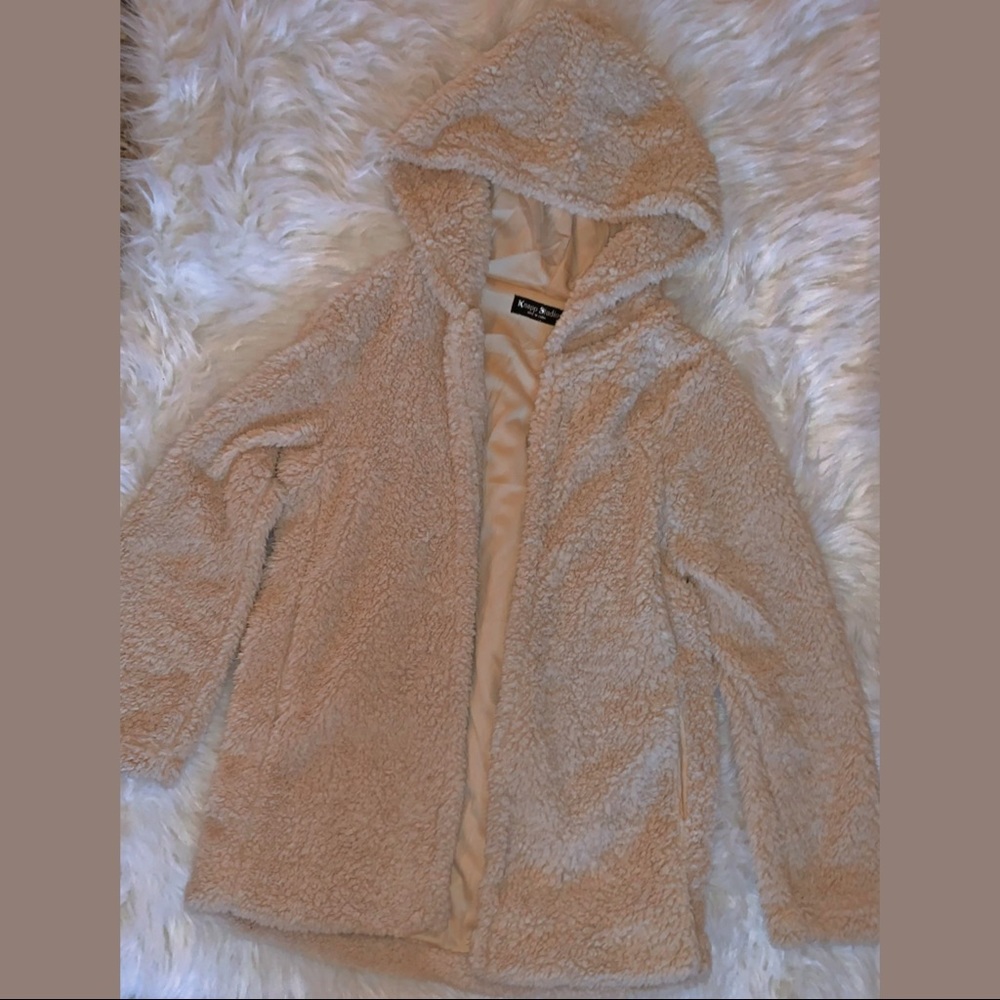 pretty cream Sherpa jacket